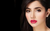 Mahira Khan Close Up Photo - Indian Celebrity Wallpaper