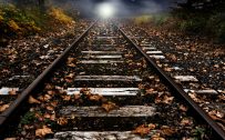 Xiaomi Redmi Note 4 Wallpaper with Artistic Picture of Old Railway