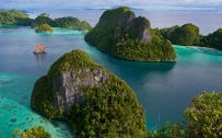 Natural Images HD 1080p Download with Wayag Island in Raja Ampat