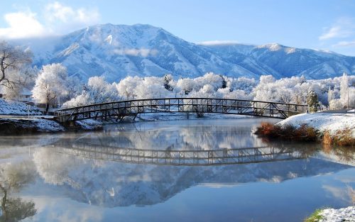 Free Download Beautiful Nature Wallpaper for PC Desktop with Bridge Over Pond in The Winter