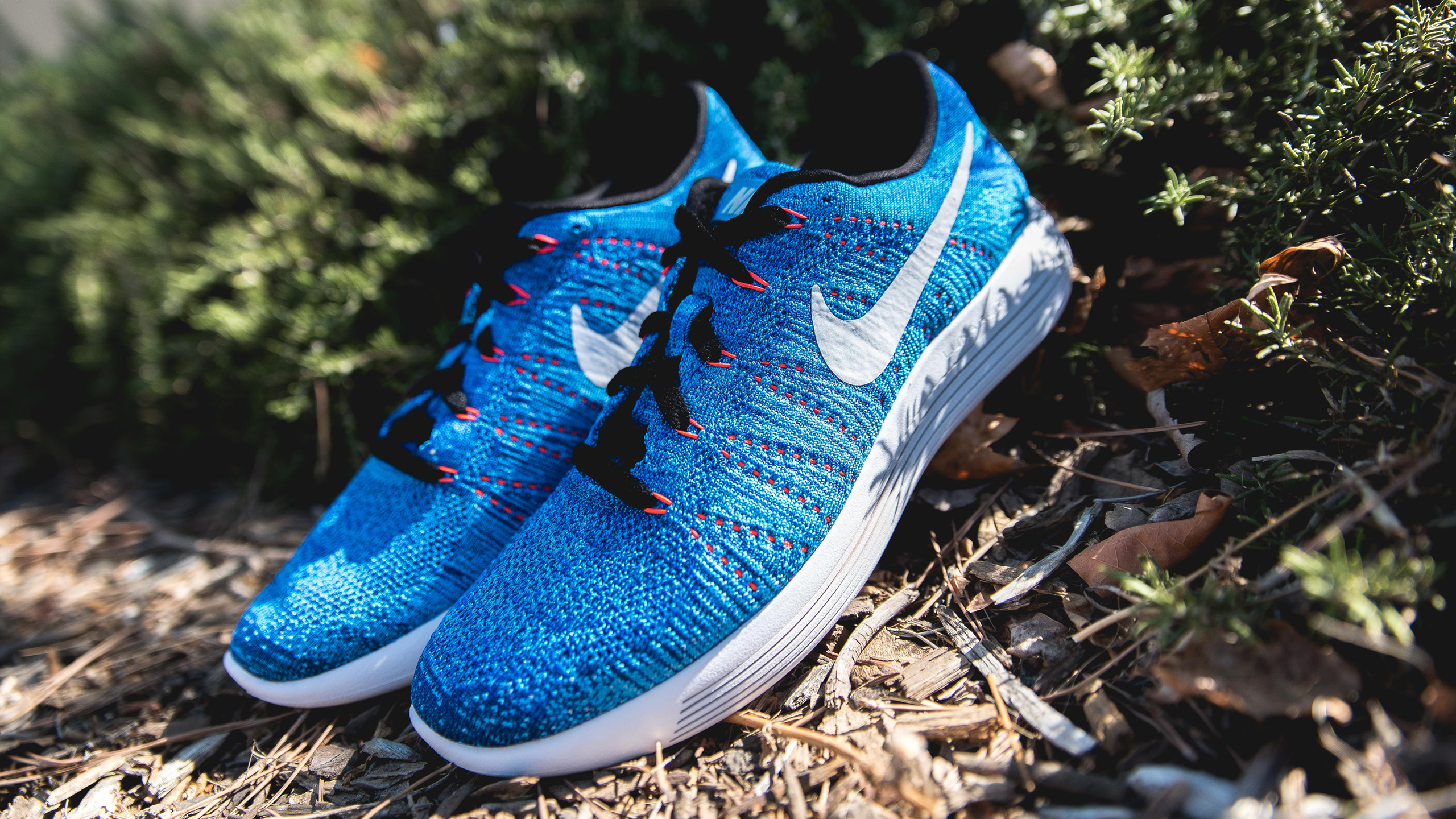 Nike Shoes Wallpaper with Lunarepic Low Flyknit 2 in Blue - HD ...